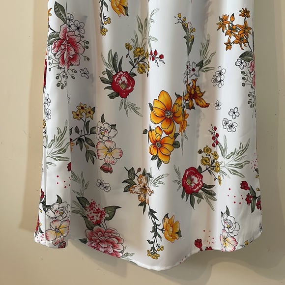 2/$25 SWS Streetwear Society Floral Cold Shoulder Dress - Picture 7 of 10